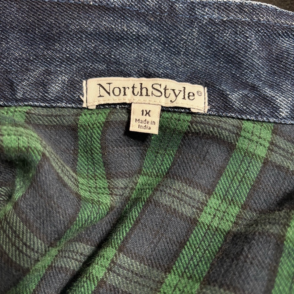 NorthStyle Hooded Denim Jacket - Picture 6 of 7